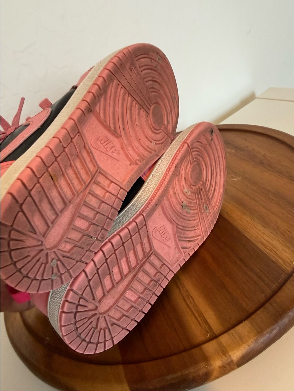Nike Air Jordan 1 Mid Shoes Size 11C Pink Basketball Sneakers 640734-662 Child - Picture 9 of 10